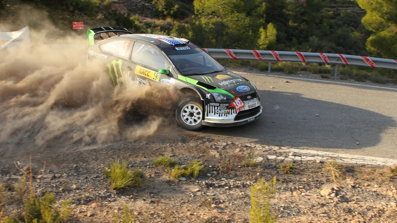 How important is it to know how to drift for rally car drivers?